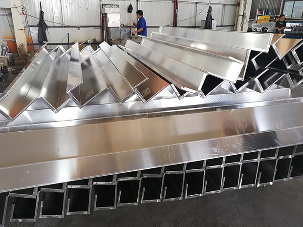 异形午夜福利免费0948视频